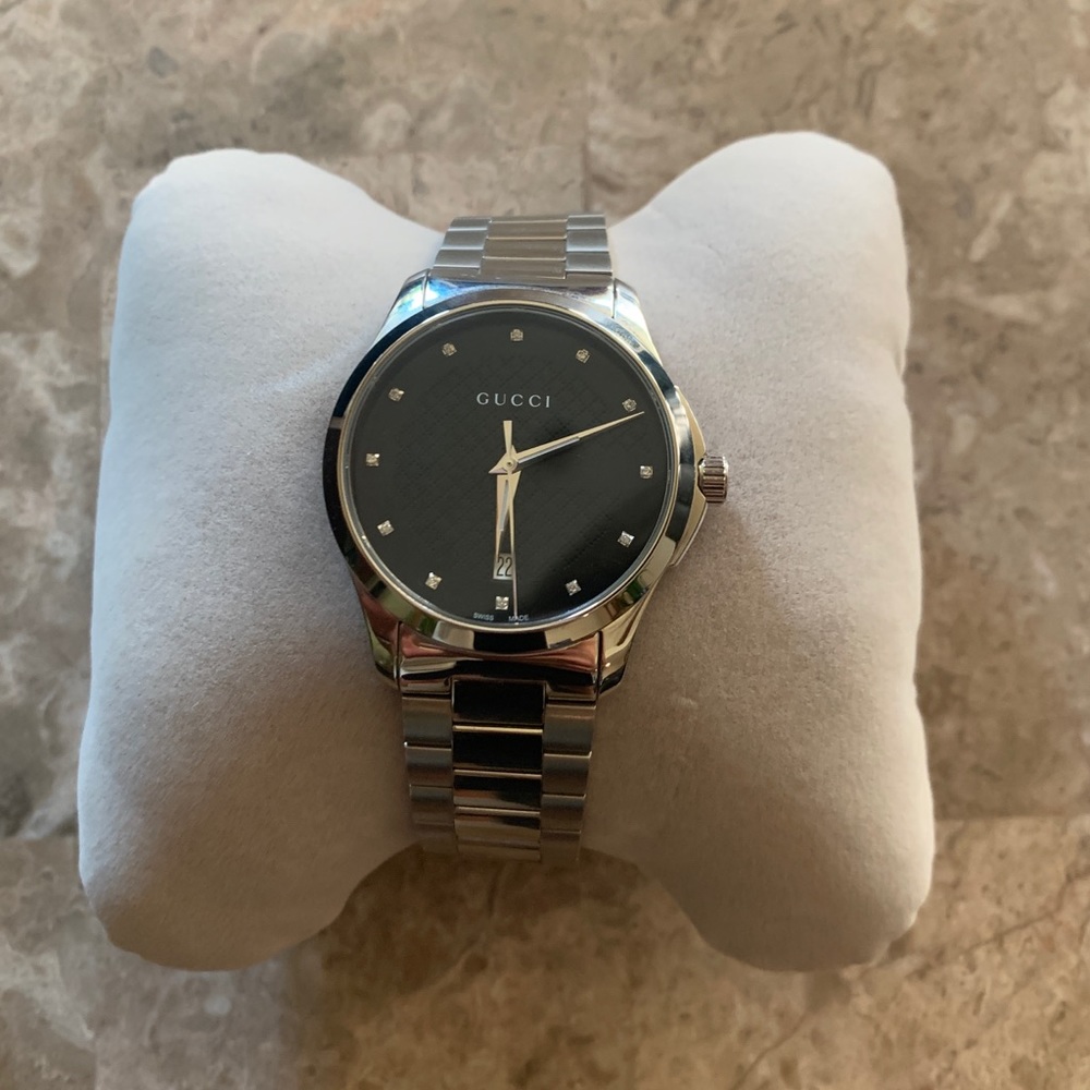 Women’s Gucci watch